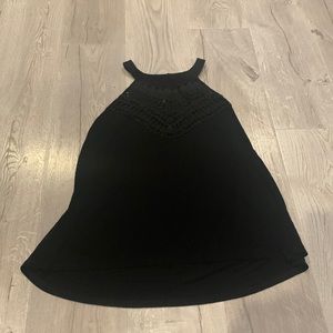 Women’s black top